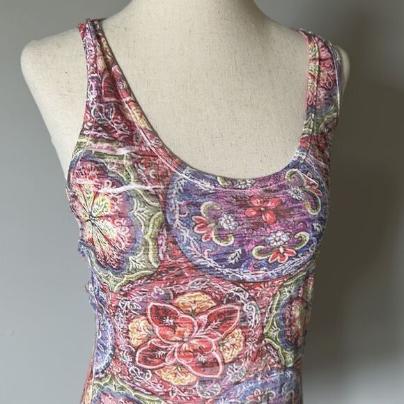 Hip Happening in the Present sz M stain glass style print racer back tank - Picture 2 of 6
